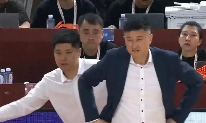 星空体育官网在线-河北男篮坚守防线全力防守，继续追随全取胜利之路的简单介绍